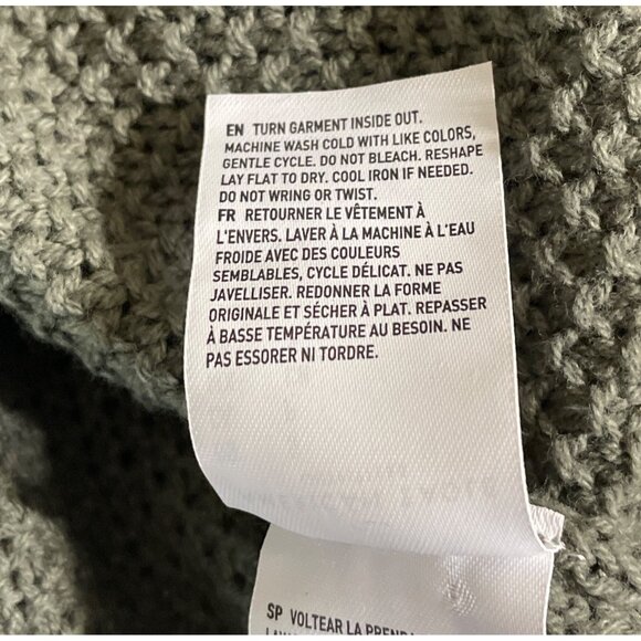 American Eagle Outfitters Womens Sage Green Knit Henley Sweater Size Small - Picture 7 of 7